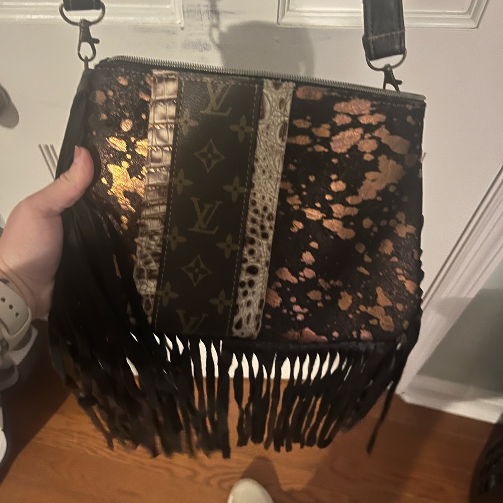 Cow hide print crossbody purse